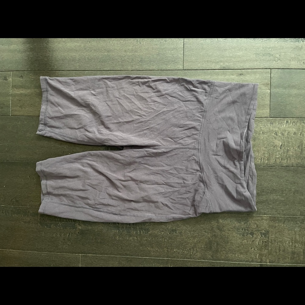 Lululemon Capri Pants